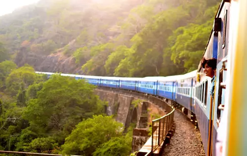Regreso en Tren de Valencia a Madrid.