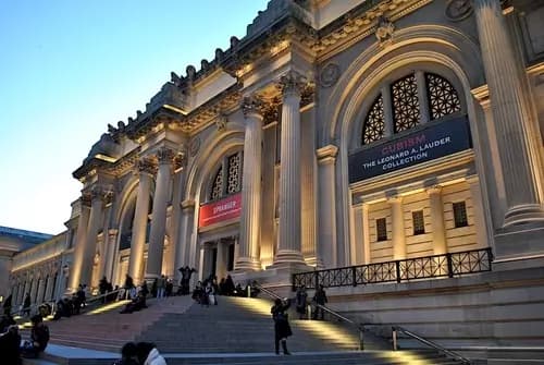 Museo Metropolitano de Arte (MET)/ Museo Nacional de Diseño Cooper Hewitt.