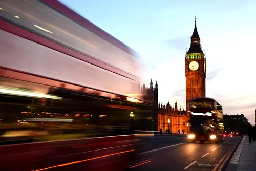 Retorno a la Metrópoli: De Oxford a Londres.