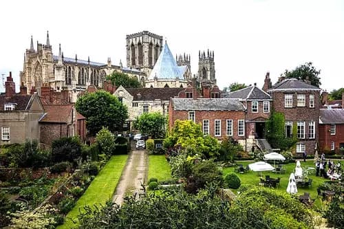 De Kendal a York: Un viaje por carretera que te dejará sin aliento.