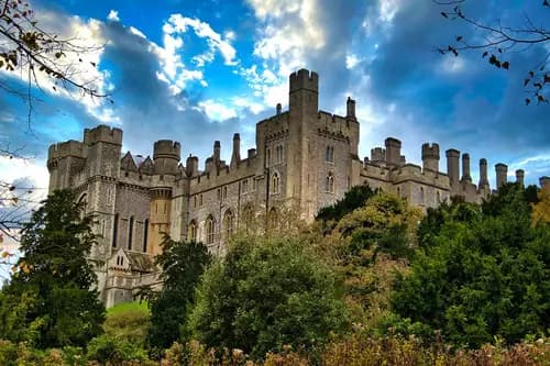 Viaje de Bristol a Arundel | Norfolk Arms Hotel | Castillo de Arundel | Catedral de Arundel.