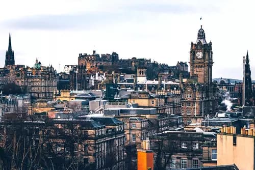 Tour por el Museo Nacional de Escocia | Paseo por el Jardín Botánico Real | Crucero por el Fiordo del Forth.
