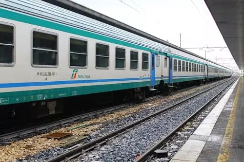 Traslado de en tren Roma - Florencia o Florencia - Roma
