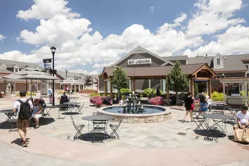 Woodbury Common/Hudson Valley Catskills Welcome Center/Cold Spring Town