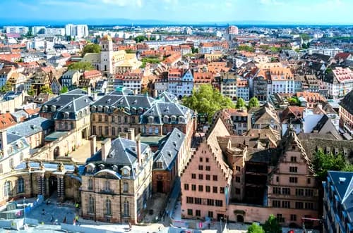 Llegada a Estrasburgo y Paseo en la Plaza Kléber.