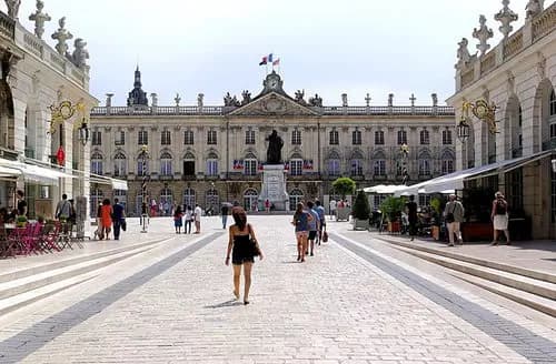 Museo de l’Ecole de Nancy | Plaza Stanislas | Visita al Centro Histórico.