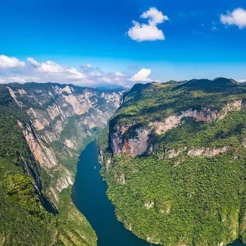 Day 1: 7-day Chiapas: Tuxtla Gutiérrez - Sumidero Canyon - Chiapa de Corzo - San Cristóbal de las Casas