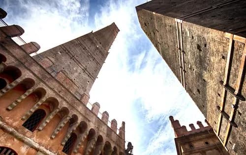 Italia Express: Cómo Viajar de Bolonia a Florencia en Tren.