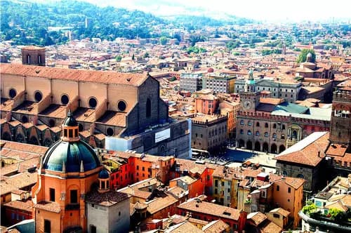 Siena a Bolonia: Tren Veloz, Fin de la Experiencia.