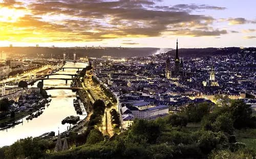 Rumbo a Rouen: Aventura Ferroviaria desde Reims