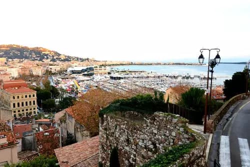 Nantes a Cannes: Trayecto de Encanto por la Costa Francesa.