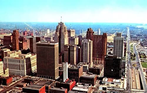 De Chicago a Detroit: ¡Descubre la Ciudad del Motor!
