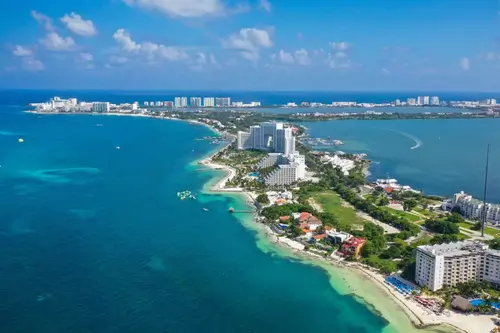 Día libre en Hotel de Cancún y regreso a casa