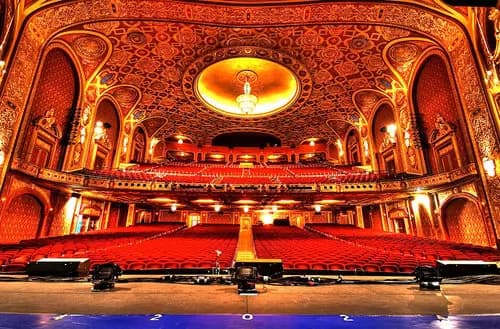 Roger Williams Park & Zoo | Providence Performing Arts Center (PPAC) | Cena en Gracie’s