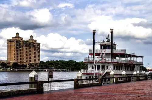 Savannah Riverboat Cruise | City Market | Leopold's Ice Cream