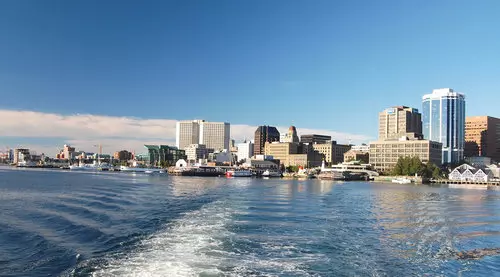 Descubre Canadá: Halifax, Winnipeg y Ottawa en una Aventura Inolvidable
