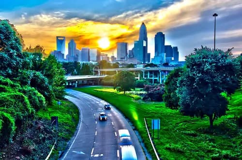 El Vuelo de Vuelta: Atlanta a Charlotte en Tiempo Récord