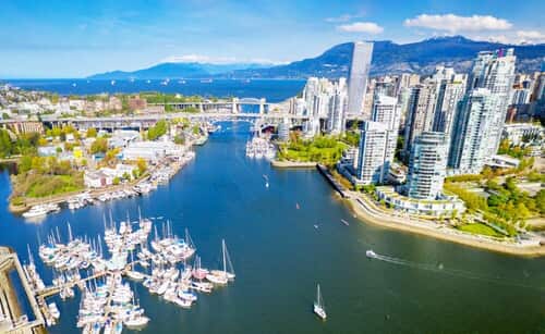 De la Majestuosa Calgary a la Energética Ciudad de Vancouver