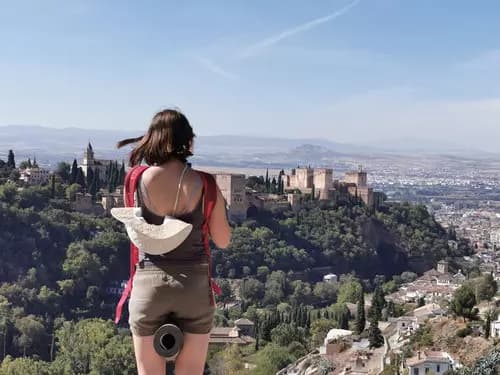 Llegada a Granada y día libre