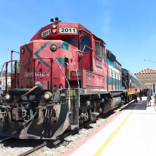 Amanecer en Los Mochis - Tren Chepe Regional - El Fuerte