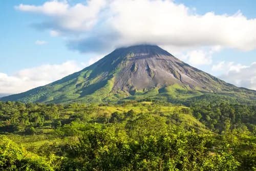 Tour Arenal Volcano, Sarchi and Tobacón Thermal Waters San Jose - Arenal PK