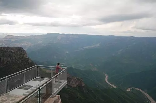 Cerocahui - Cerro del Gallego y Mirador de Urique - Visita a viñedos - Cerocahui