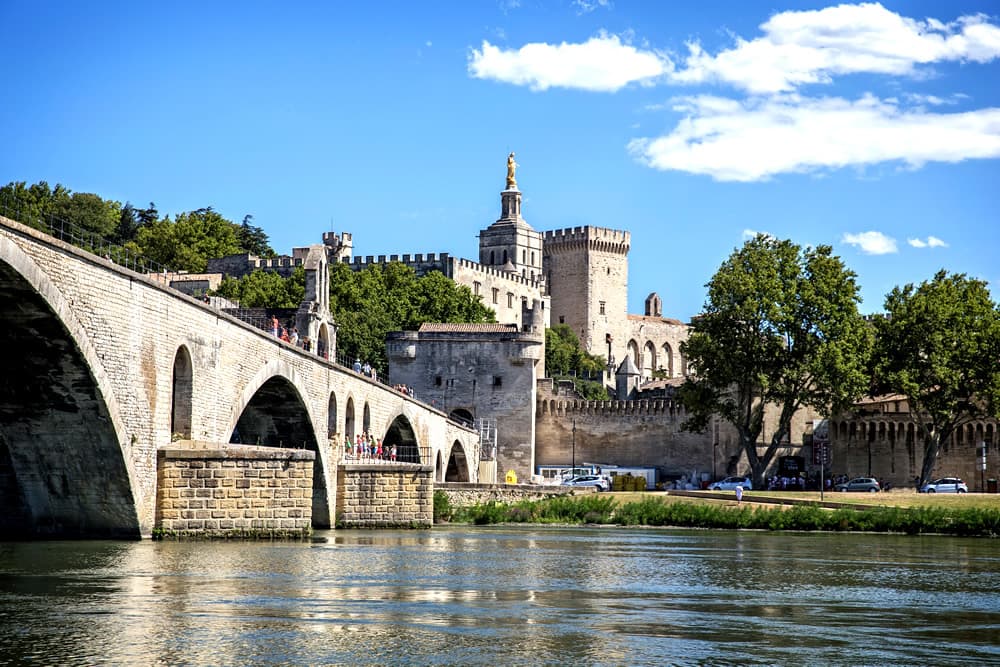 Recorriendo Aviñon: Una Experiencia Cultural de 3 Días en el Sur de Francia.