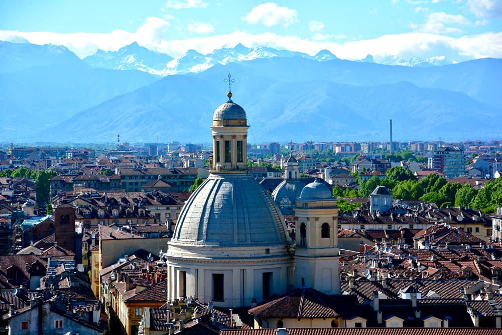 Turín Revelado: Un Itinerario de 5 Días para Desentrañar los Tesoros de la Capital de los Alpes Italianos.