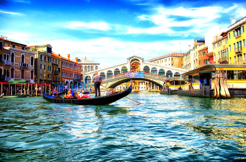Venecia Encantadora: 5 Días de Romance y Arte en los Canales.