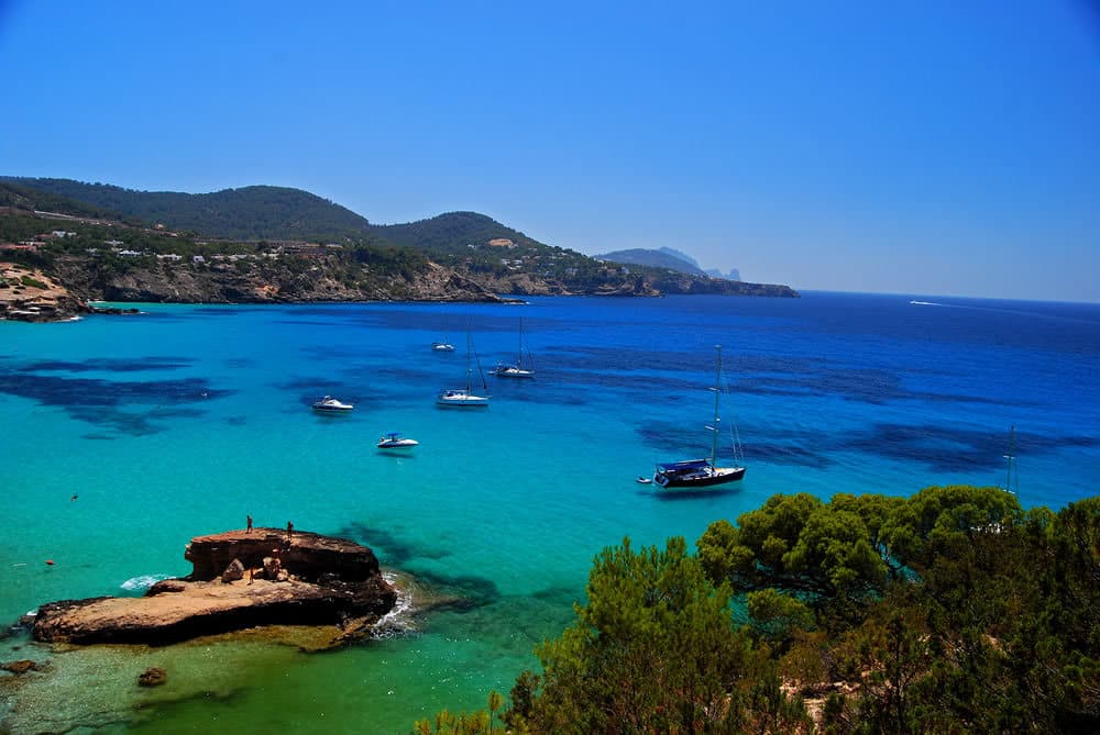 Ruta Ibicenca: 5 Días de Aventura entre Patrimonios y Playas Paradisíacas.