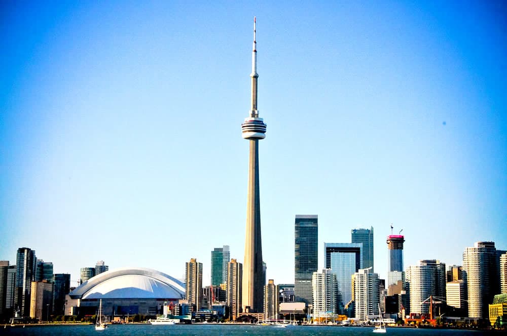 Explora y Vive Toronto: Itinerario de 5 Días por la Ciudad Más Grande de Canadá.