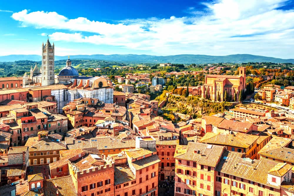 Siena en Cinco Sentidos: Arte, Cultura y Gastronomía en un Itinerario Único.