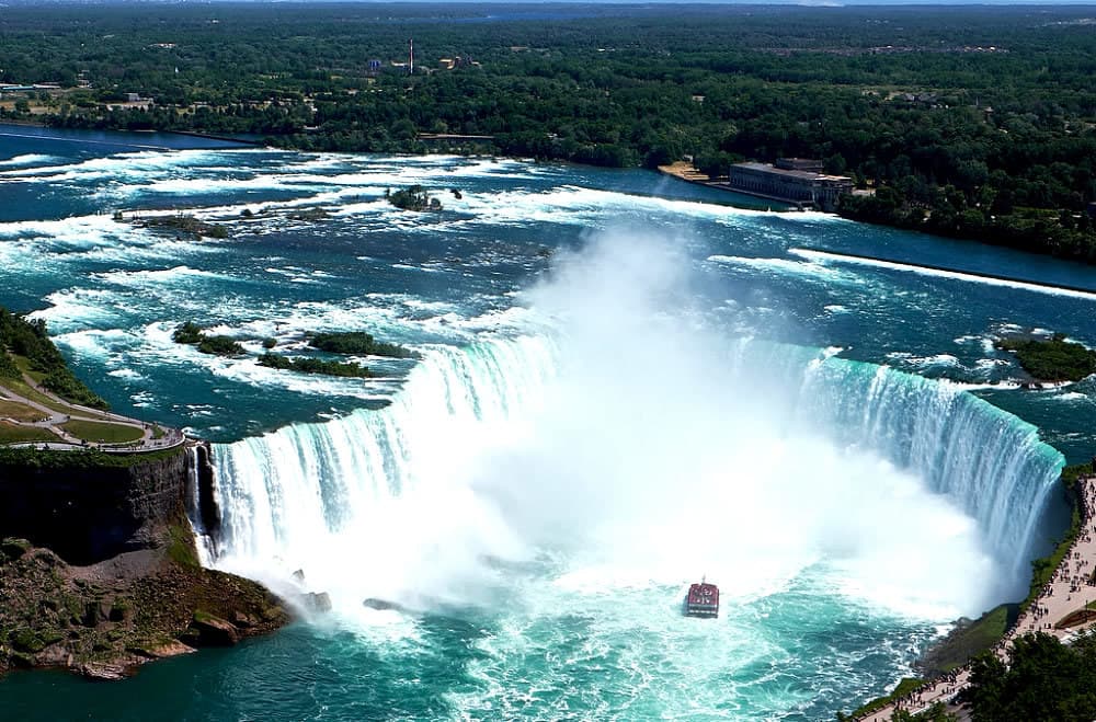 Descubre la Grandeza: Disfruta un Tour de 5 Días por las Maravillas de Niagara Falls