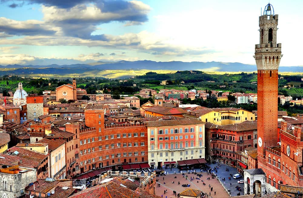 Renacimiento y Encanto Toscano: Florencia, Pisa y Siena en Tren.