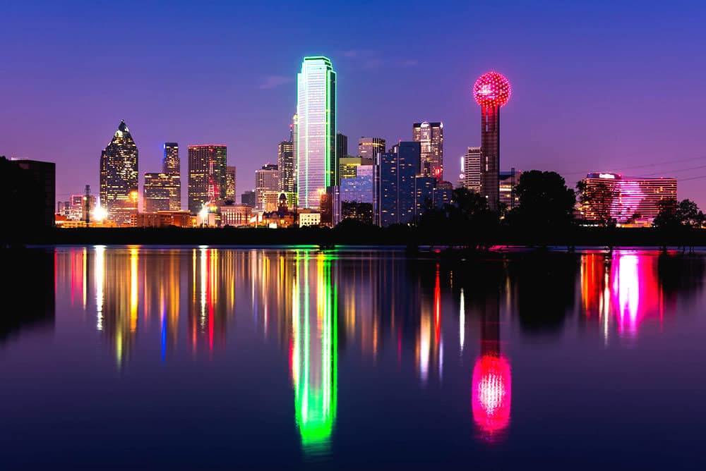 Vive Texas en Tres Ciudades: Un Recorrido por Dallas, Houston y San Antonio.
