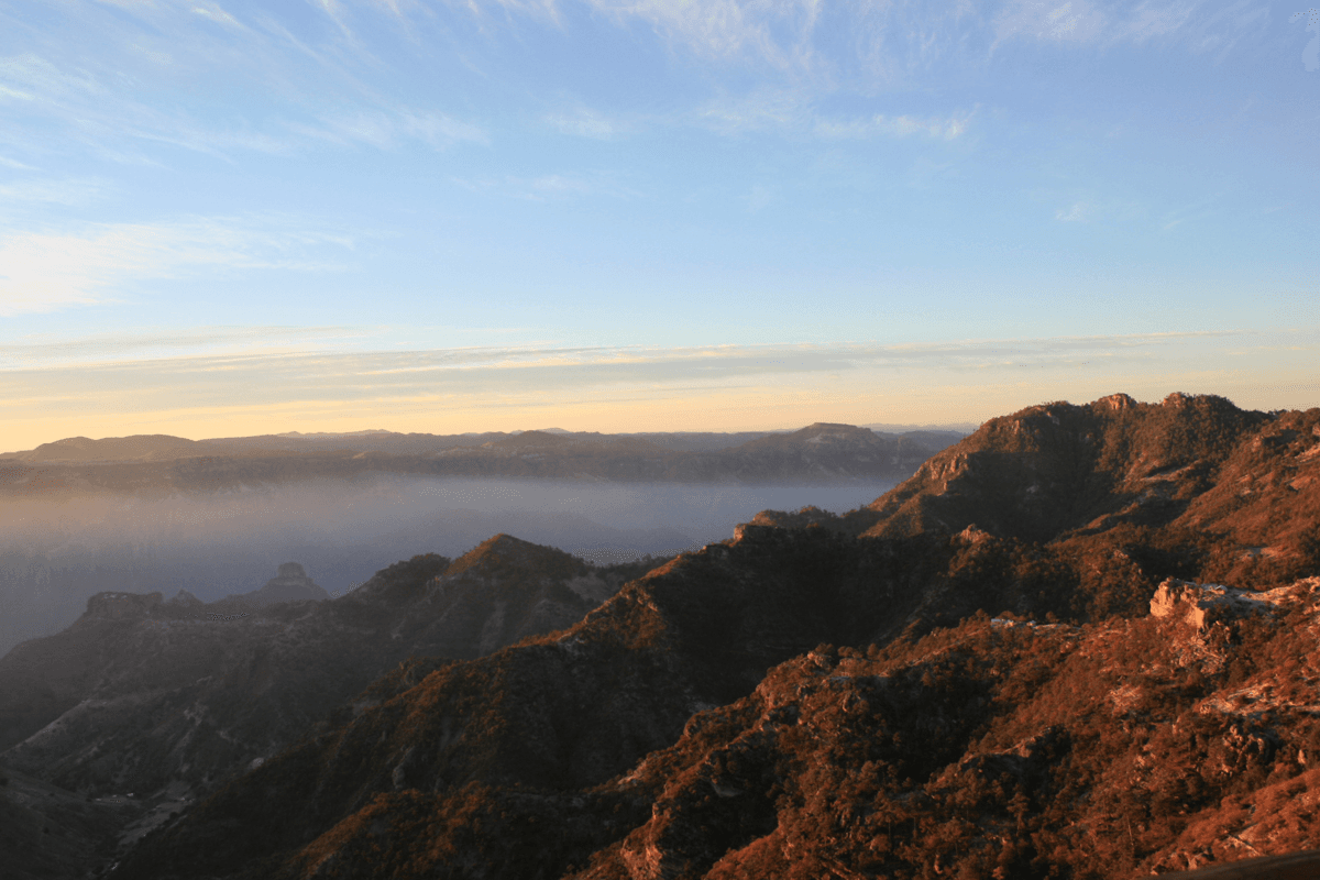 3 Días Primera Superior Chepe Express Turista (Domingo, Miércoles y Viernes): Chihuahua - Creel - Barrancas del Cobre - Los Mochis