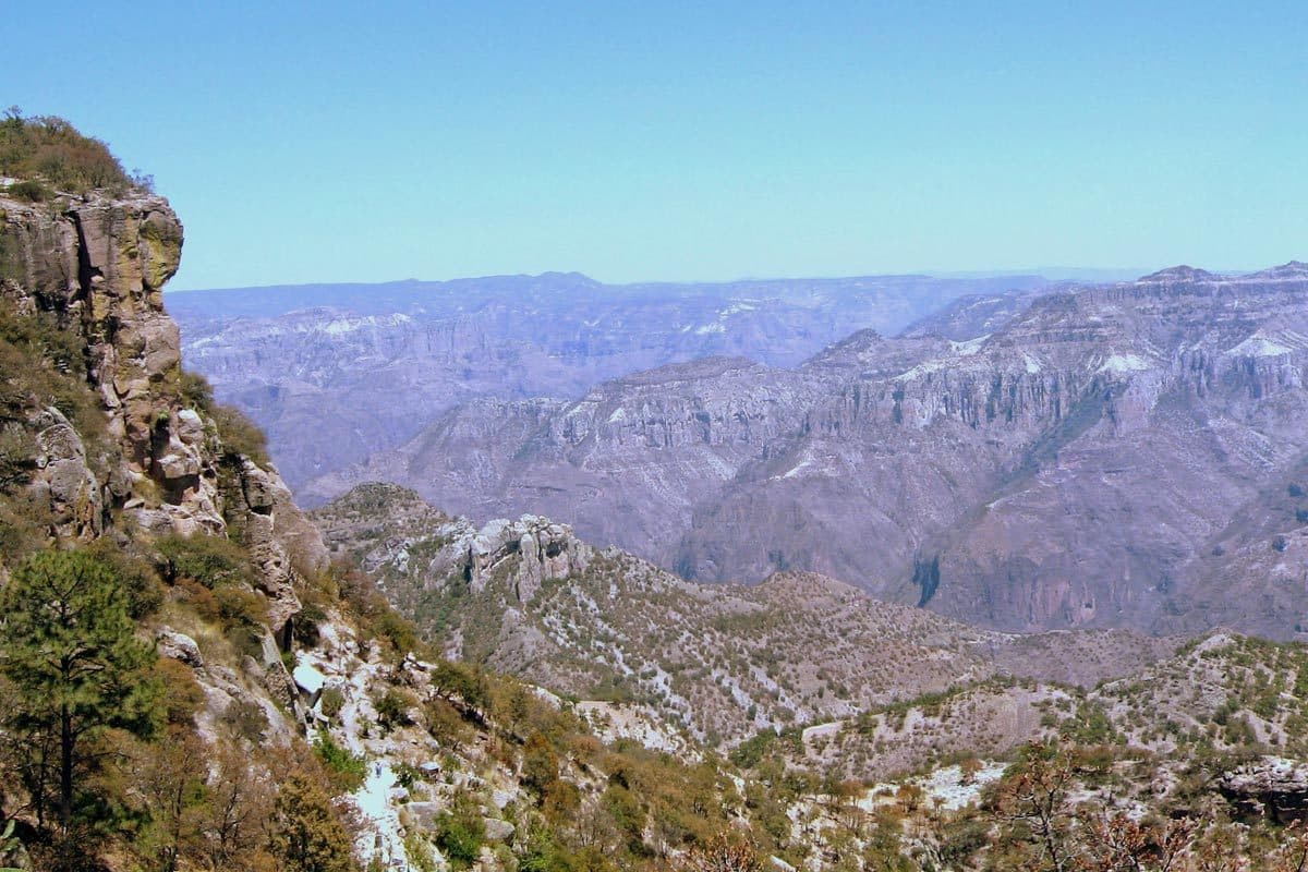 8 days Superior Train Chepe Express First Class (Tuesday, Thursday and Sunday): Chihuahua - Creel - Copper Canyon - Bahuichivo - El Fuerte - Los Mochis