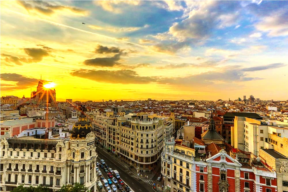 Madrid, Barcelona y Zaragoza en Tren: 8 Días Recorriendo España en AVE.