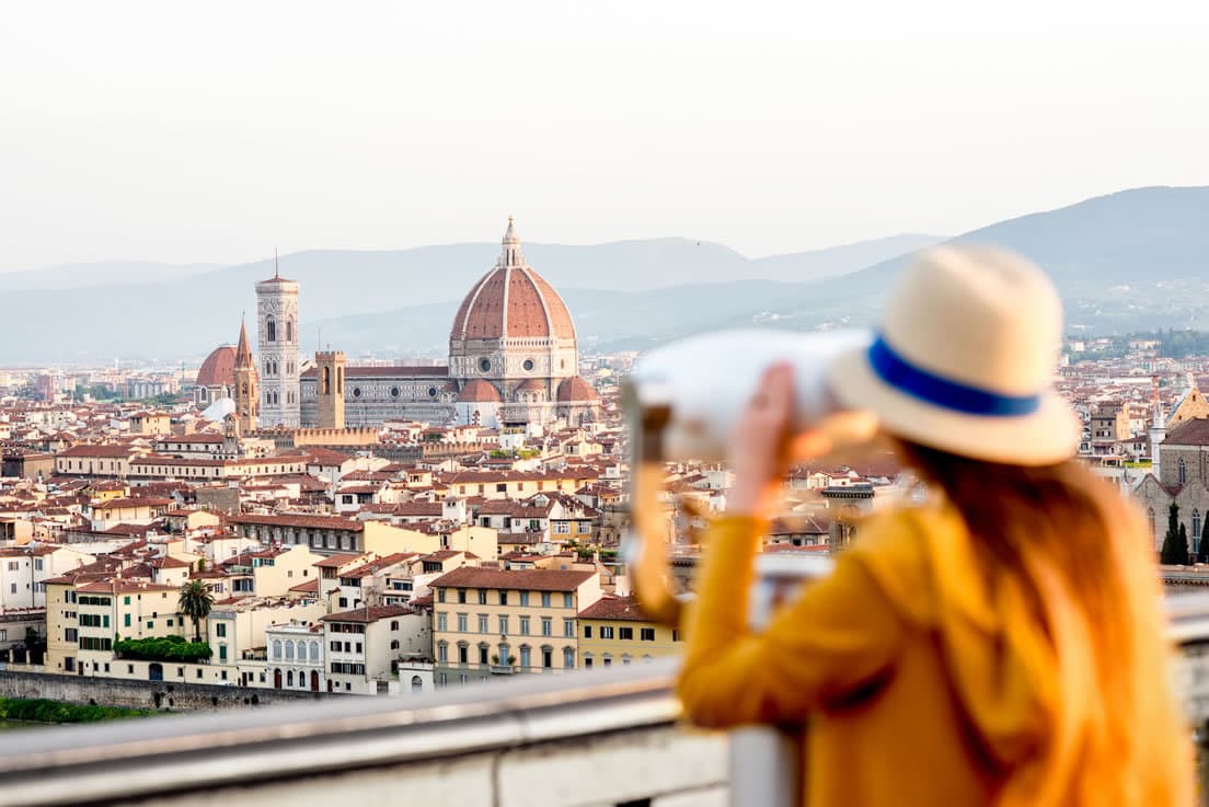 Descubriendo Europa: Una Travesía por Roma, Florencia, Venecia y París