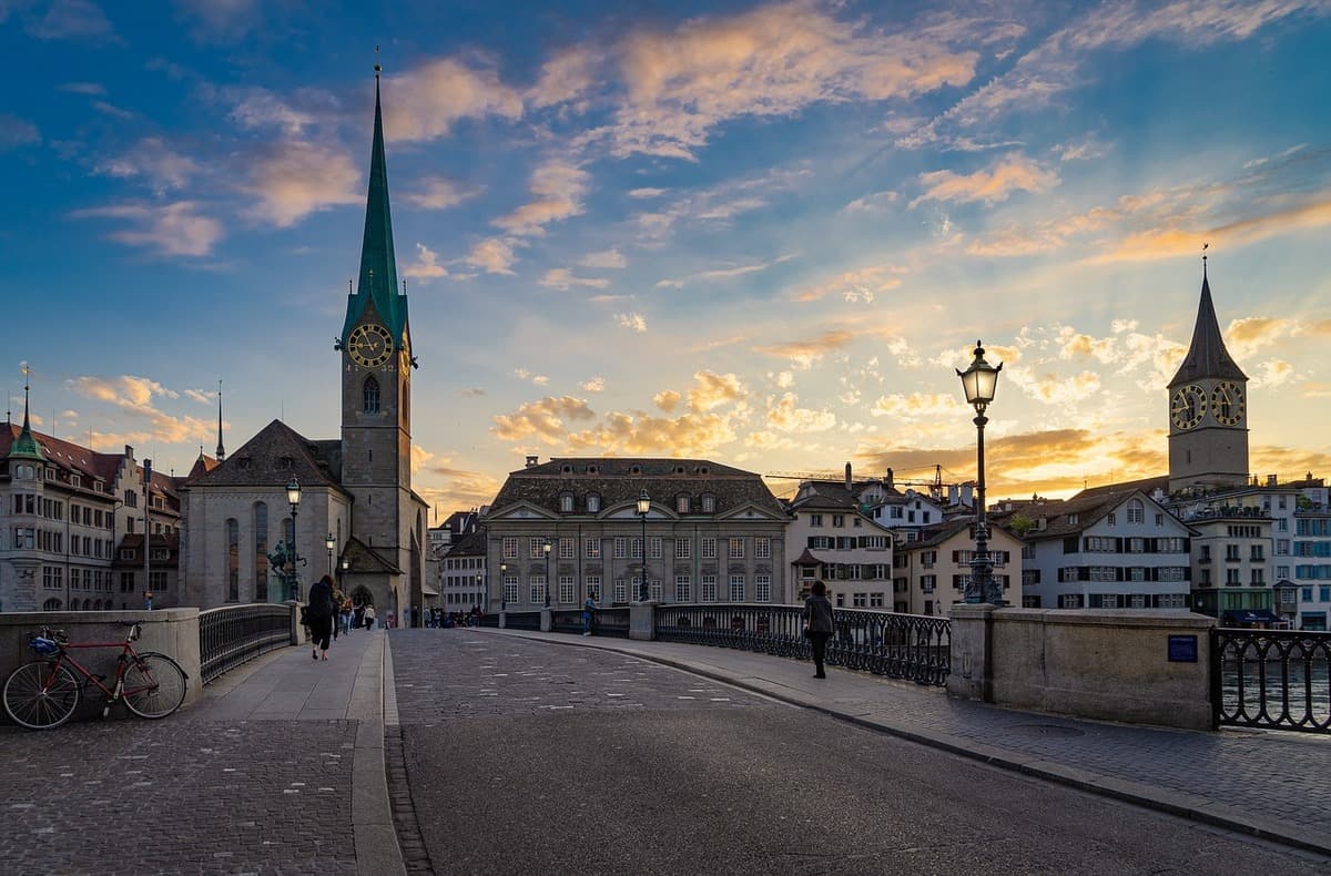 Suiza urbana: 6 días descubriendo las ciudades de Zúrich, Berna y Ginebra en familia
