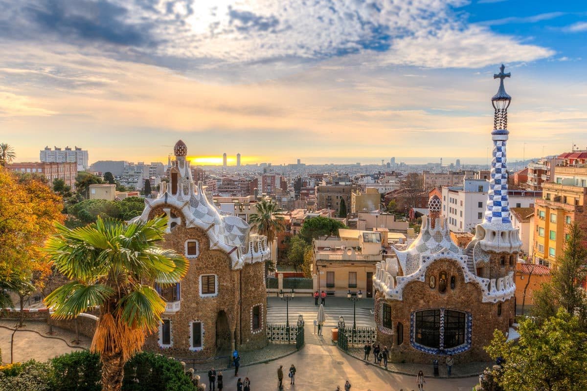 Tour De Madrid a Barcelona por Andalucía y Levante - 9 días