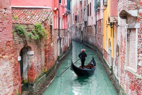 Mañana en Venecia y traslado a Florencia