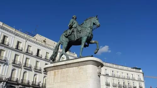 Traslado de Sevilla a Madrid en AVE