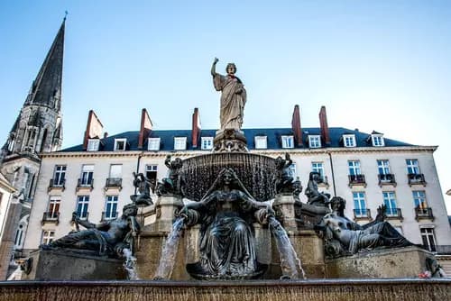 Nantes - Descubre el Castillo de los Duques de Bretaña.