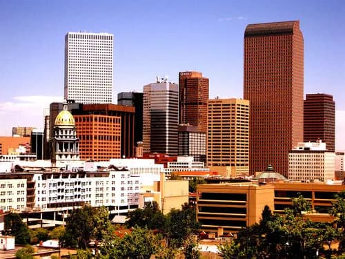 Eleva tu espíritu en Denver: ¡Descubre la magia de Colorado!