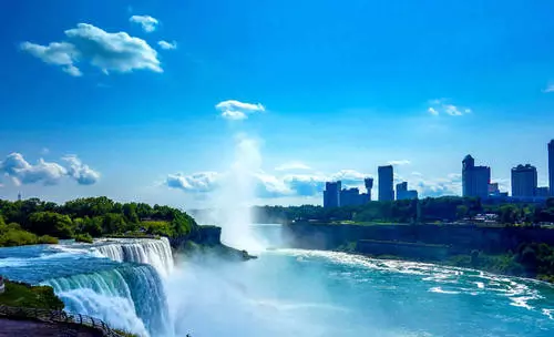 Niagara Glen Nature Reserve | Whirlpool Niagara Falls | Niagara Helicopters