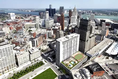 Detroit: Despedida y Regreso a Casa.