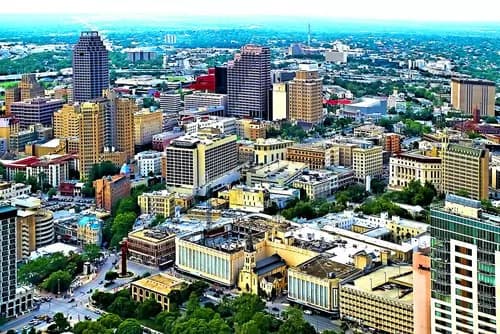 San Antonio te Espera: Donde la Aventura Comienza.