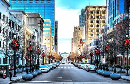 Encanto Vivo de Raleigh: Historia, Innovación y Entretenimiento