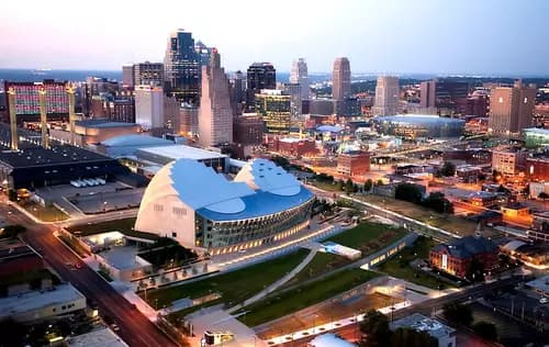 Kansas City: La Ciudad que Despierta tus Sentidos